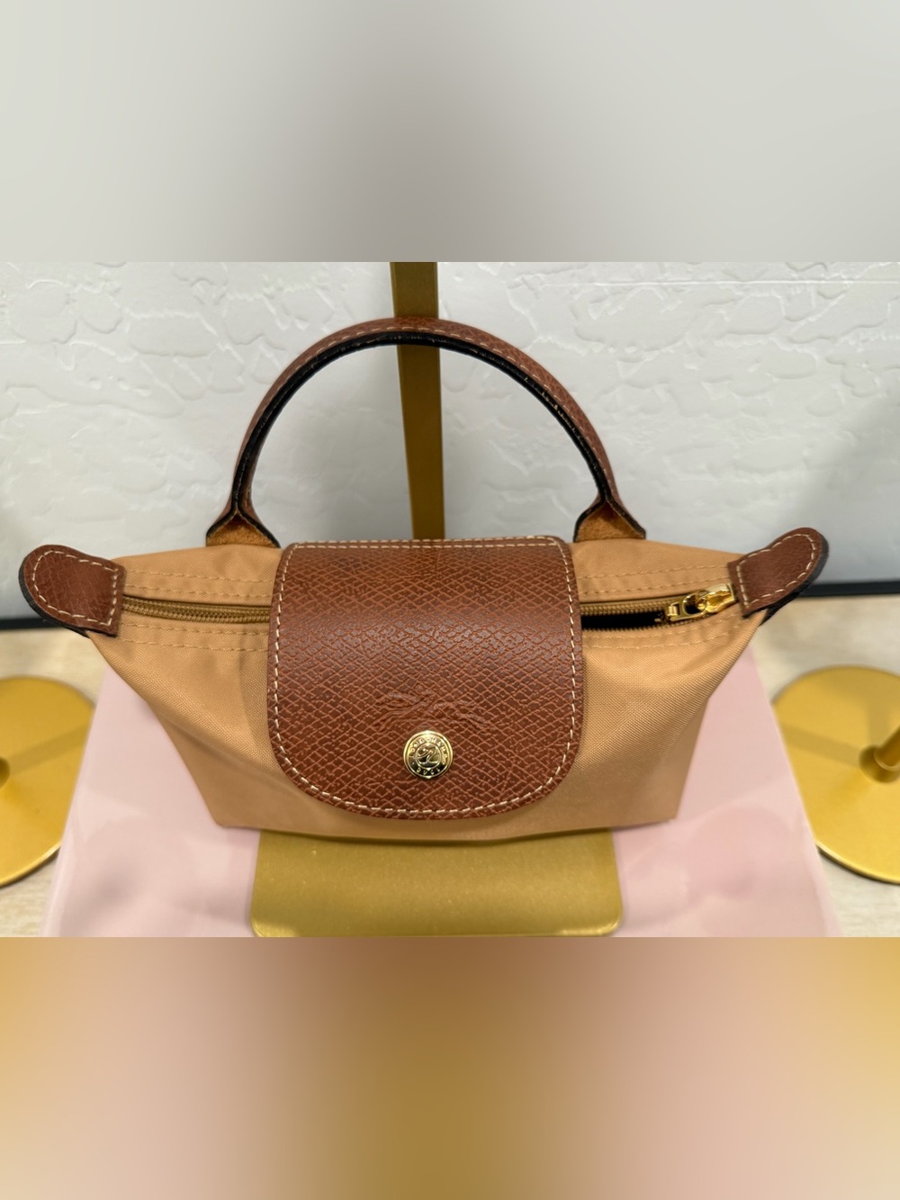 Longchamp Le Pliage Pouch with Top Handle - Picture 2 of 11